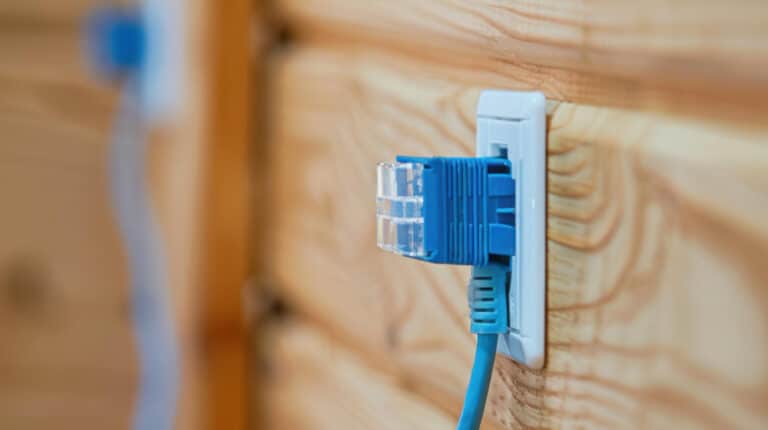 how to wire a network wall socket